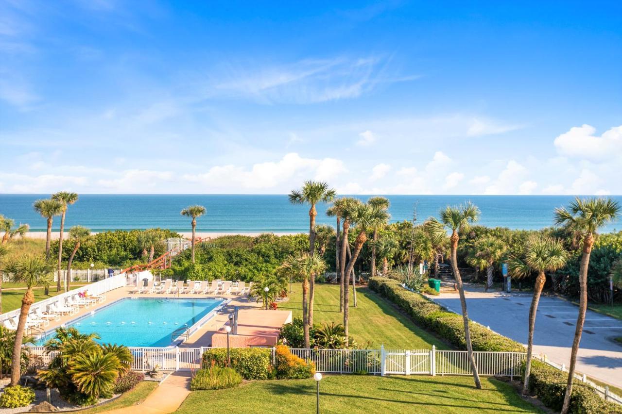 Cocoa Beach Towers Aparthotel Room photo