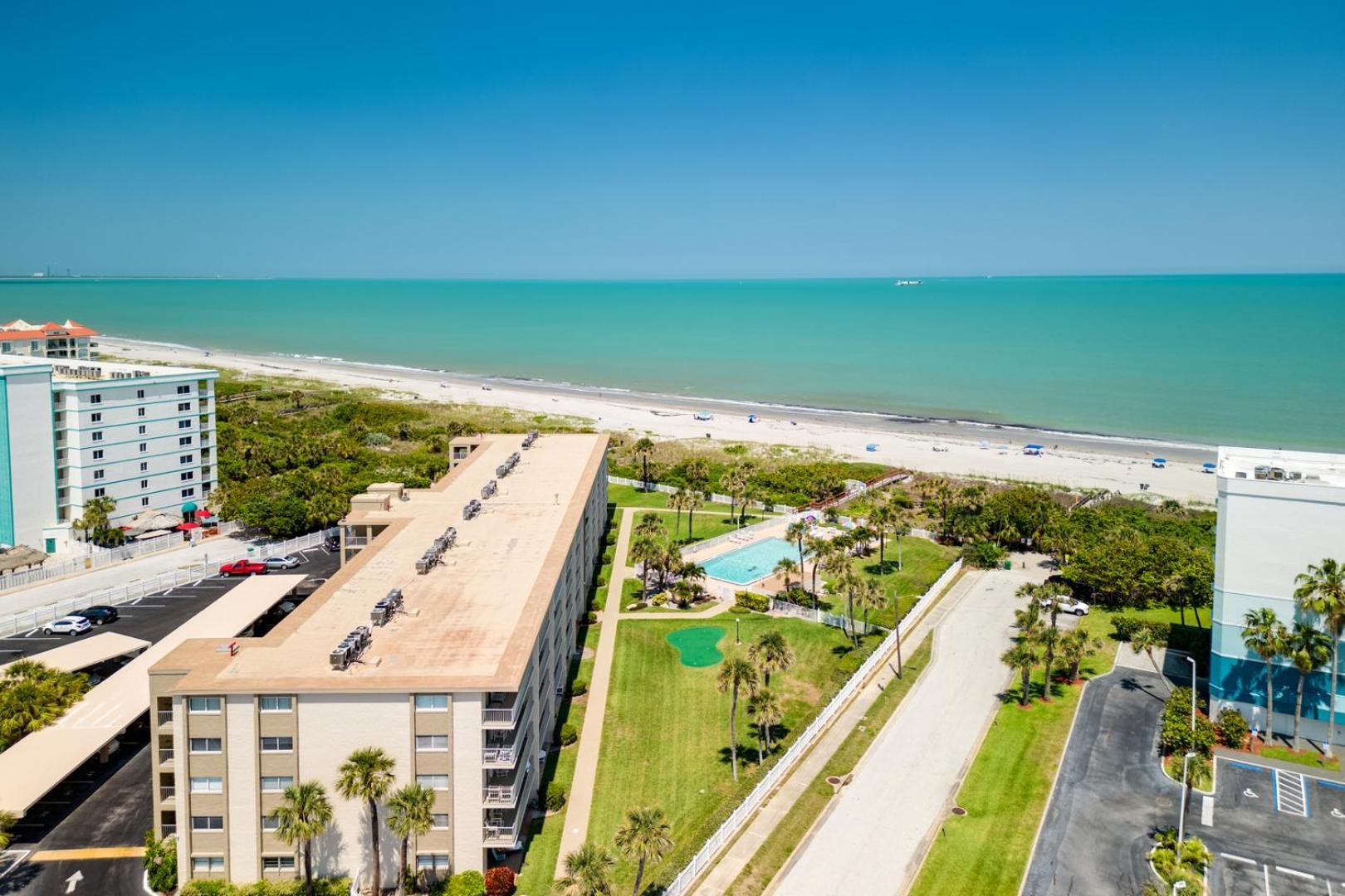 Cocoa Beach Towers Aparthotel Exterior photo